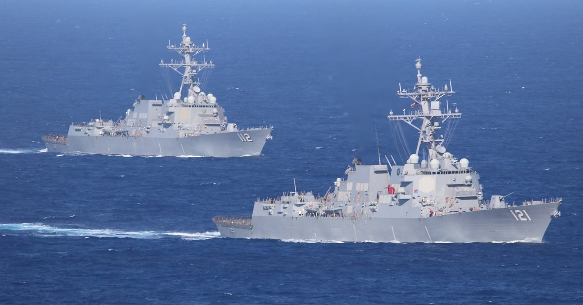 2 chiếm hạm của Hải quân Mỹ xuất hiện tại eo biển Hormuz – sắp làm 1 việc cả thế giớI cùng mong chờ