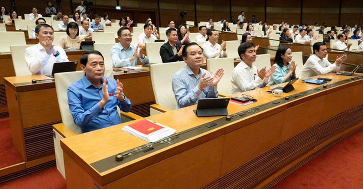 Miễn thuế với xăng dầu đến hết tháng 6-2026