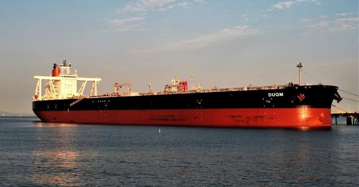 Mỹ phong tỏa eo biển Hormuz, nhưng dầu Iran vẫn "lọt lưới": 4 triệu thùng dầu chuẩn bị cập cảng một quốc gia BRICS sau 7 năm vắng bóng