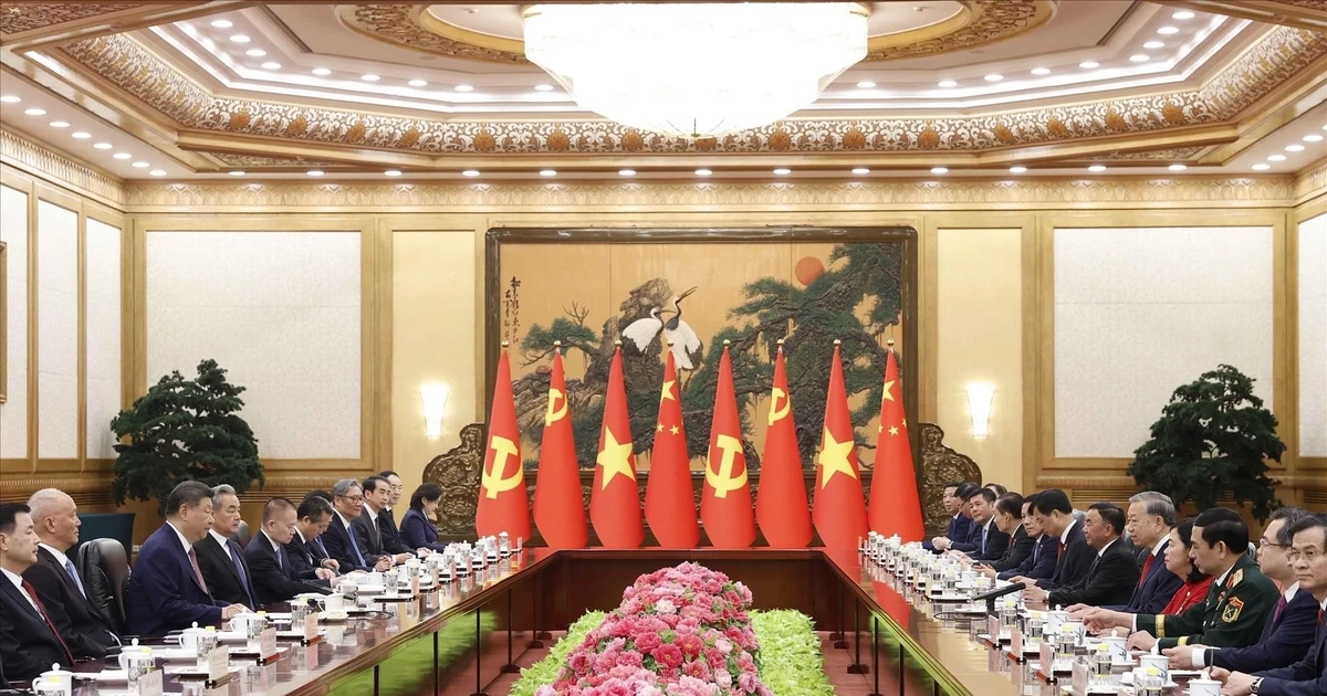 Tổng Bí thư, Chủ tịch nước Việt Nam và Trung Quốc trao đổi nhiều vấn đề quan trọng