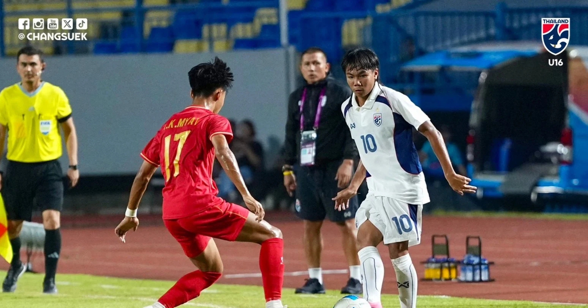 CĐV Thái Lan "dậy sóng" khi đội nhà thua sốc Myanmar, đứng kém hơn cả Lào!