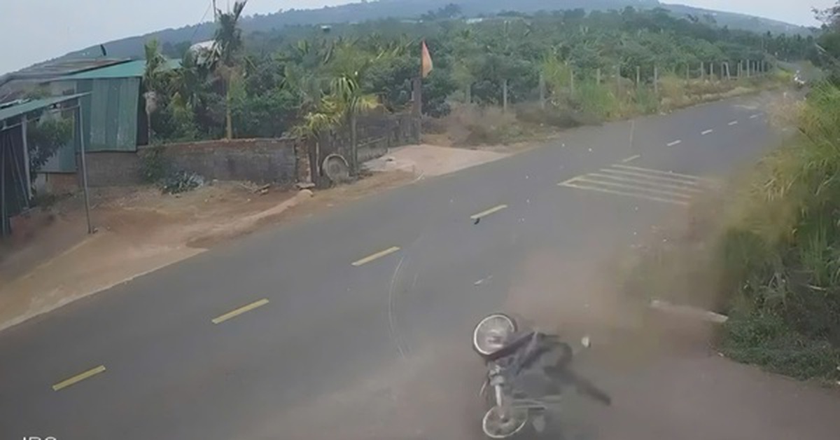 Công an tỉnh Đắk Lắk thông tin về vụ tai nạn giao thông khiến một nam sinh tử vong