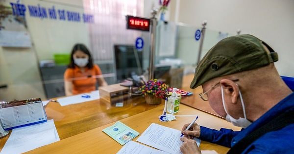 Bảo hiểm xã hội có quy định mới: Cập nhật ngay kẻo bị tạm dừng chi trả lương hưu hàng tháng