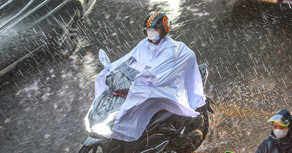 Dự báo thời tiết ngày 20/4: Miền Bắc mưa rào và dông, miền Nam nắng nóng cục bộ