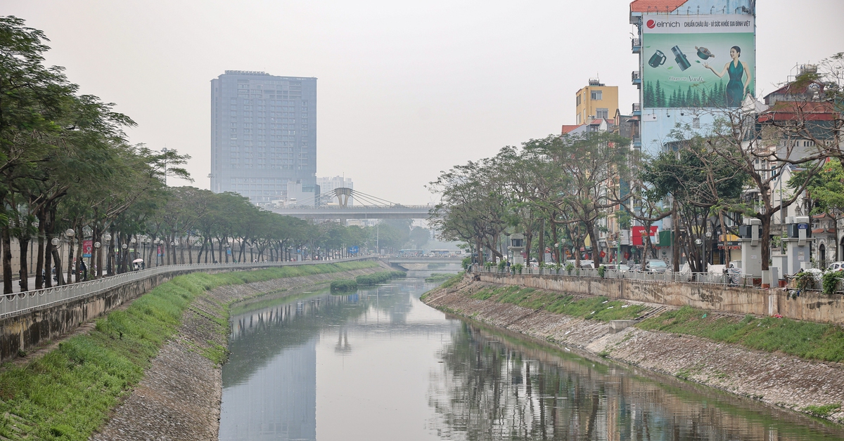 Sau 6 tháng hồi sinh, dòng "sông chết" ở Hà Nội thay đổi ra sao?