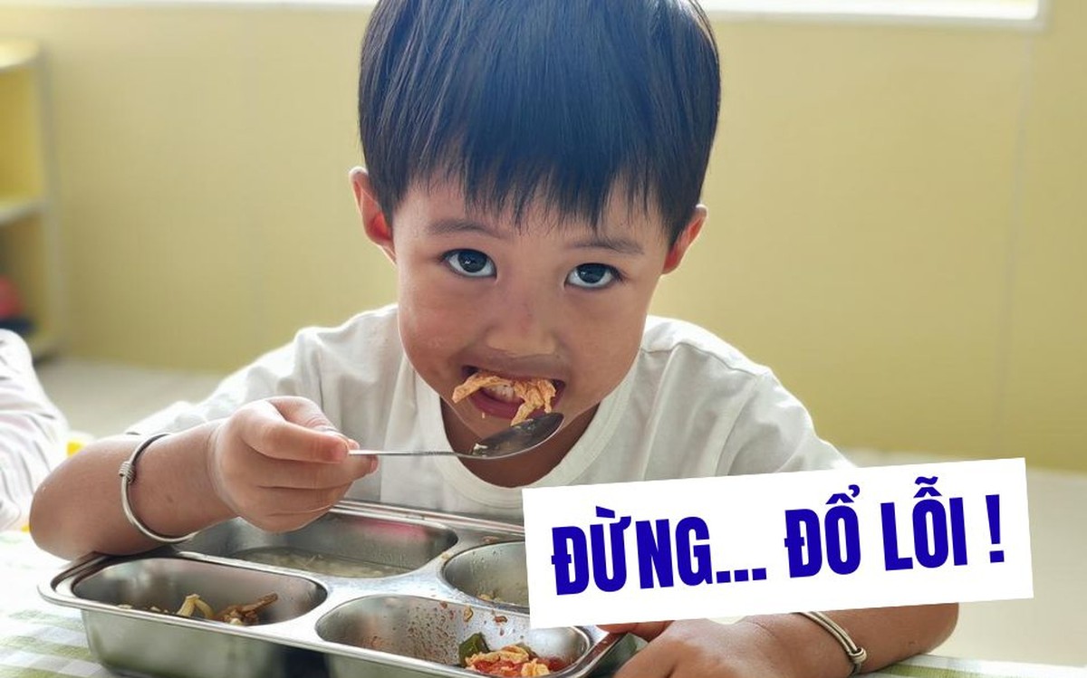 Xin nói thẳng: Không cha mẹ nào keo kiệt 5, 7 nghìn đồng để nhắm mắt chấp nhận con ăn đồ bẩn, đừng ĐỔ LỖI!