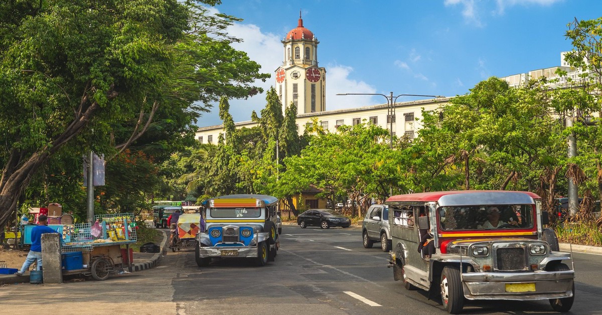 Chỉ một tháng, nước láng giềng có GDP gần bằng Việt Nam đã nợ thêm gần nửa tỷ USD