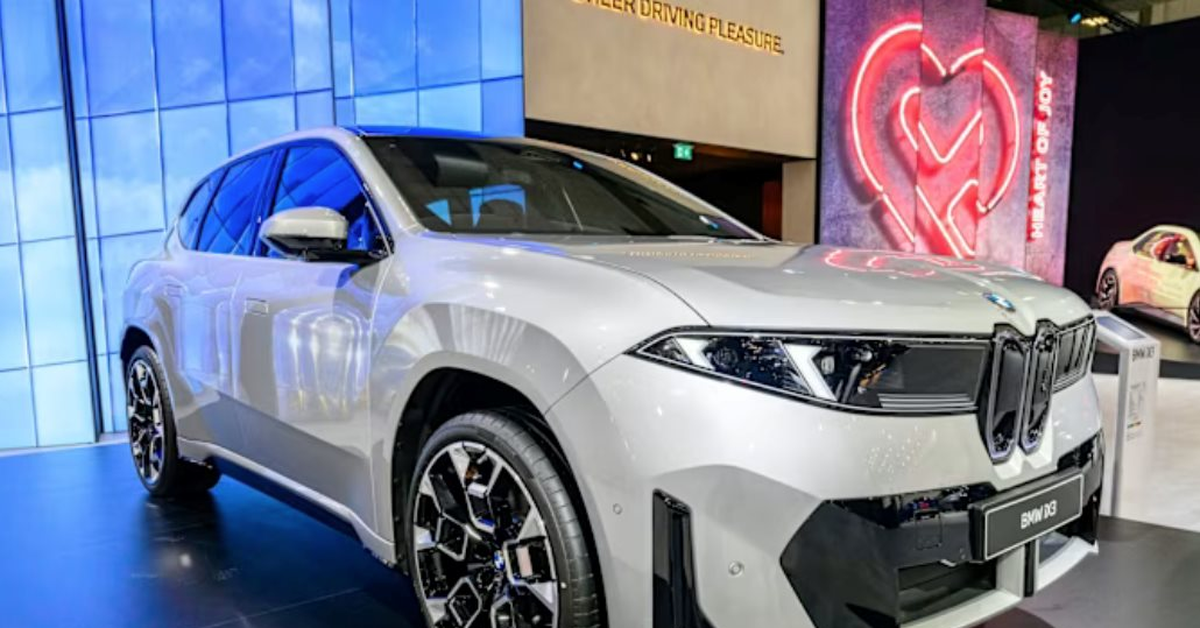 Chuyện ngược đời: Hết thời sao chép thế giới, T...