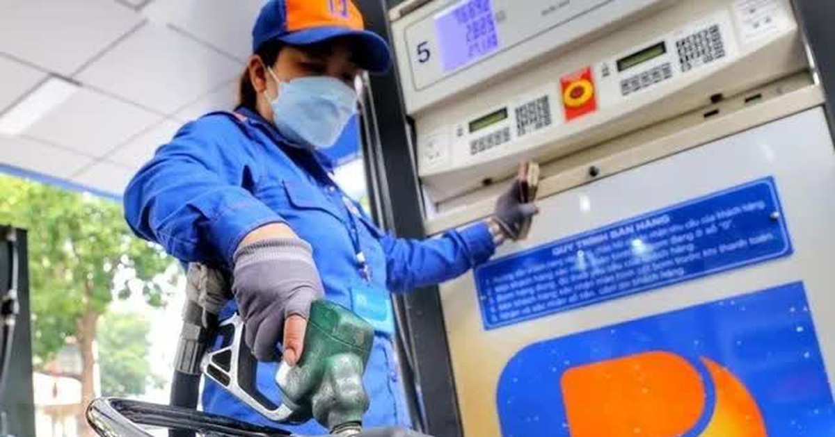 Giá xăng dầu cùng giảm, có loại giảm hơn 3.000 đồng/lít