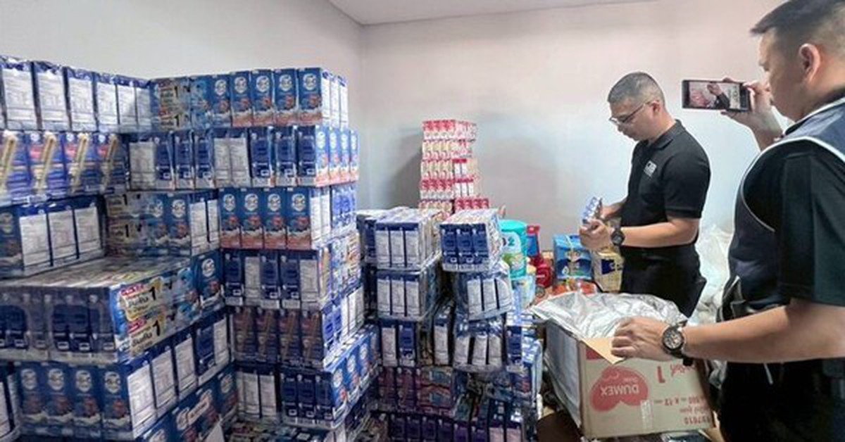 Đột kích một nhà máy, công an phát hiện đường dây sản xuất sữa hết hạn và bột ngọt, cà phê giả, tịch thu hơn 13.000 sản phẩm