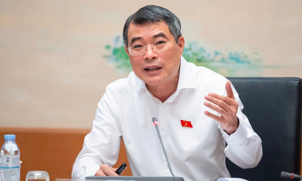 Thủ tướng: Dự kiến nâng ngưỡng chịu thuế với hộ kinh doanh lên 1 tỷ đồng/năm