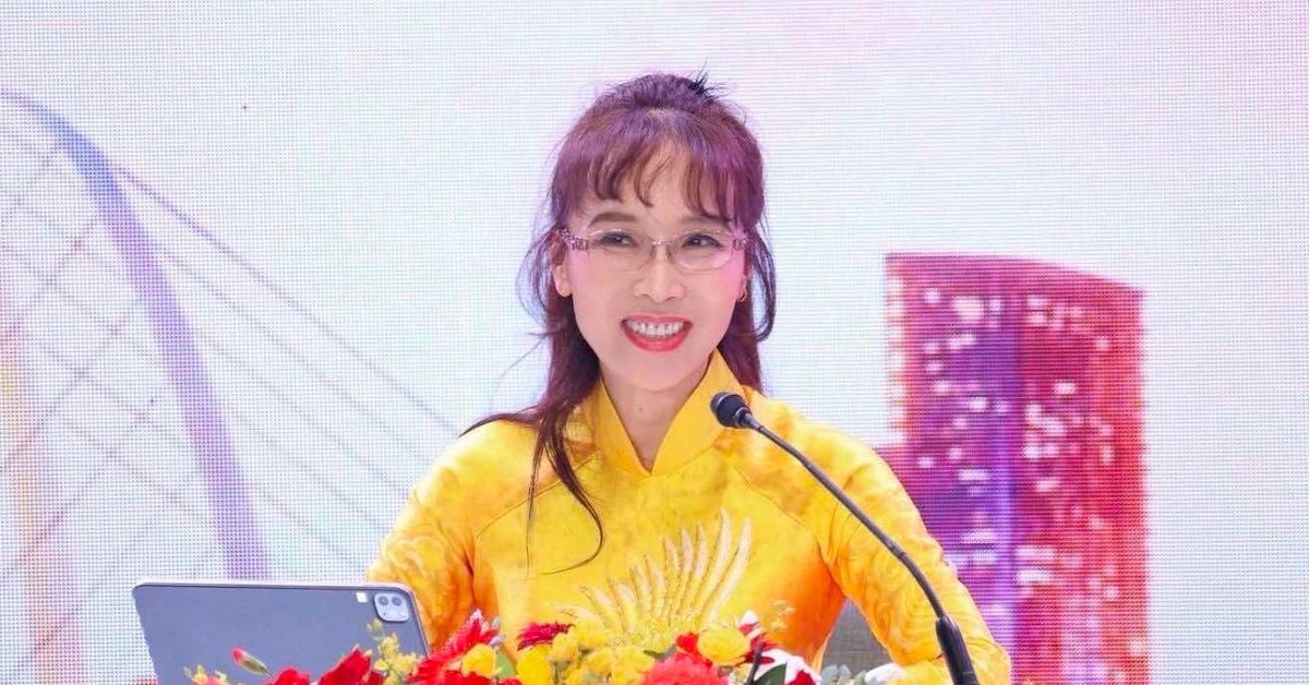 Tỷ phú Nguyễn Thị Phương Thảo trở thành Giáo sư từ khi nào?