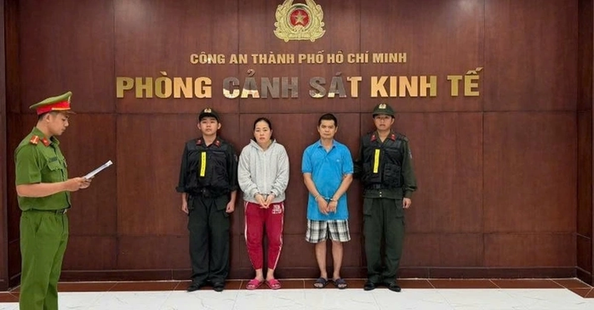 Thi hành lệnh bắt tạm giam vợ chồng chủ xưởng mì tươi Nguyễn Thị Mỹ Phụng SN 1982