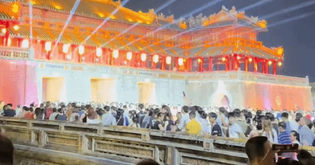 Cảnh tượng buổi tối 2 ngày qua ở Đại Nội Huế khiến nhiều người bất ngờ, nhận xét: "Thật không tin nổi!