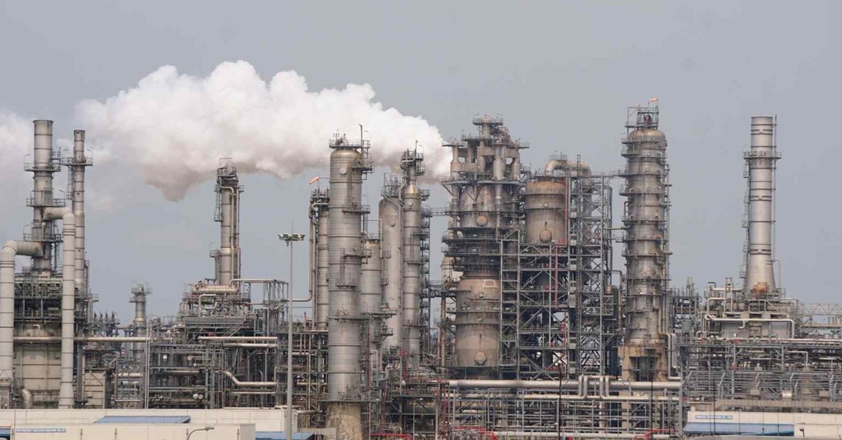 Không cần đi qua eo biển Hormuz, 4 triệu thùng dầu thô sắp di chuyển thẳng đến Việt Nam, không phải từ Nga hay Trung Quốc