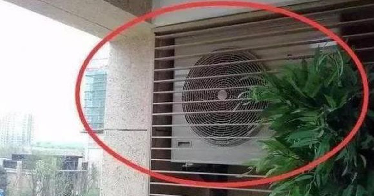 Lắp cục nóng điều hòa ngay ngoài ban công có được không? Nhà sản xuất đưa ra câu trả lời