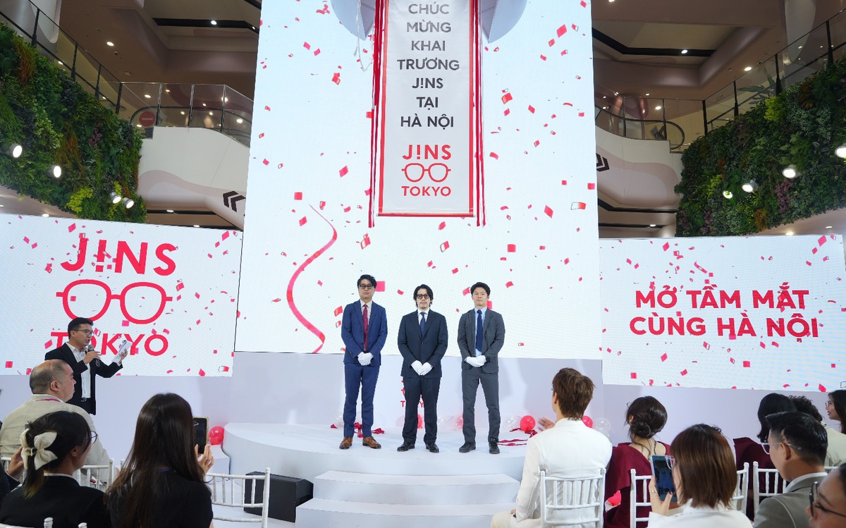 JINS "đáp cánh" Thủ đô: Tọa độ check-in mới toanh đậm chất Nhật tại AEON MALL Hà Đông!