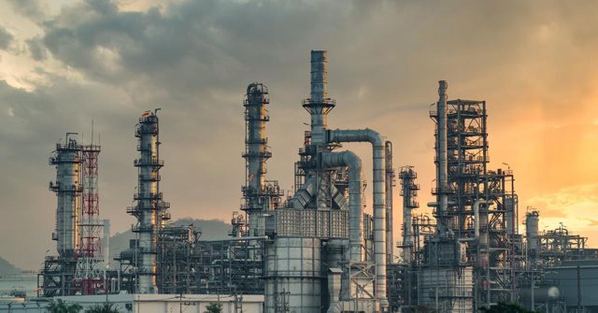 Trung Quốc yêu cầu các nhà máy lọc dầu tư nhân "lỗ vẫn phải duy trì sản lượng" - chuyện gì đang xảy ra?