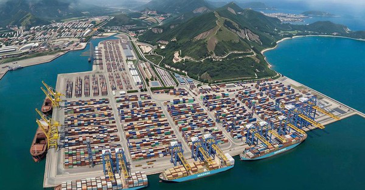 Chưa đầy một tuần sau ngày khởi động, đoàn công tác Mỹ bày tỏ quan tâm đến "siêu cảng" hơn 2 tỷ USD, quy mô gần 173ha của Việt Nam