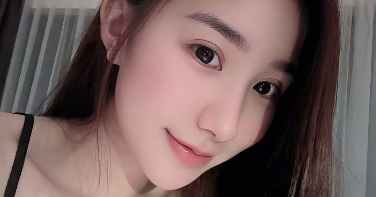 POV: Góc nhìn "bạn trai" Tiểu Hý, ngắm trọn nhan sắc hot girl ở cự ly 1cm