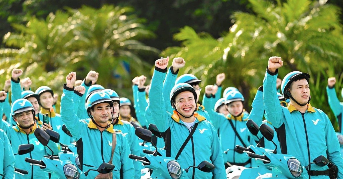 Tỷ phú Phạm Nhật Vượng ‘mở cửa’ cho tài xế Xanh SM sở hữu xe chỉ sau 2 năm