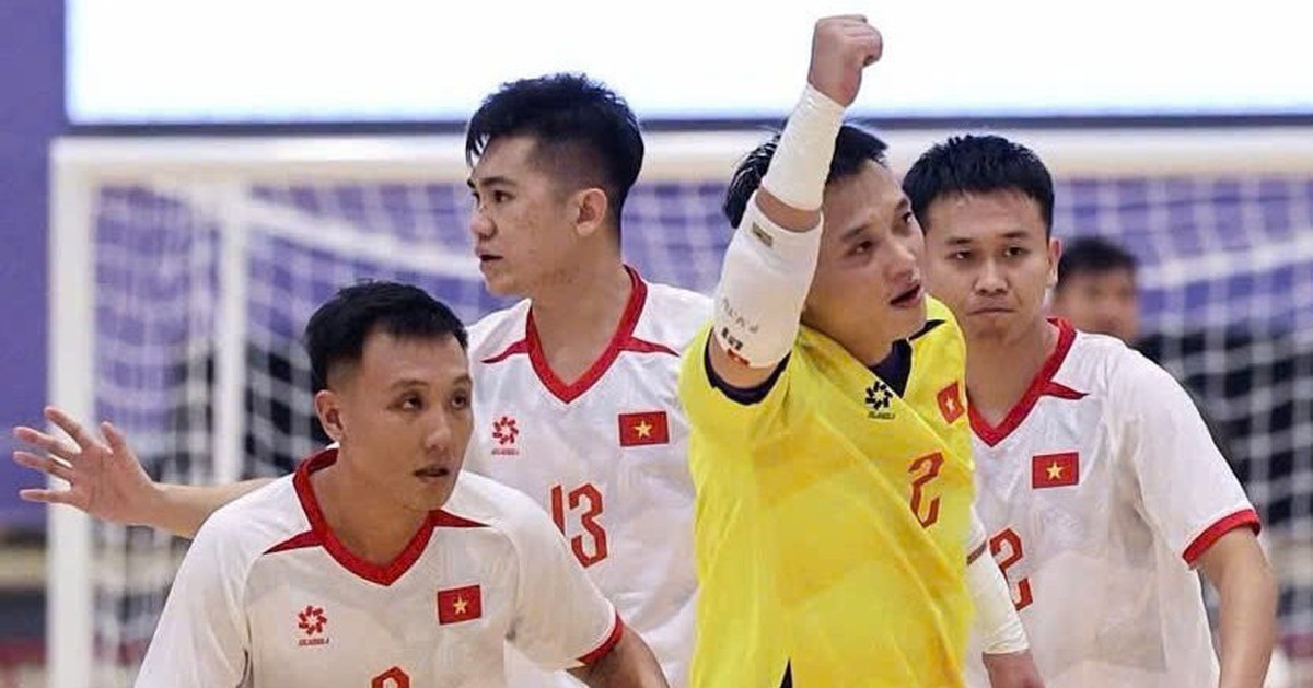 Đại thắng 7-1, tuyển Việt Nam chắc suất vào bán kết giải Đông Nam Á