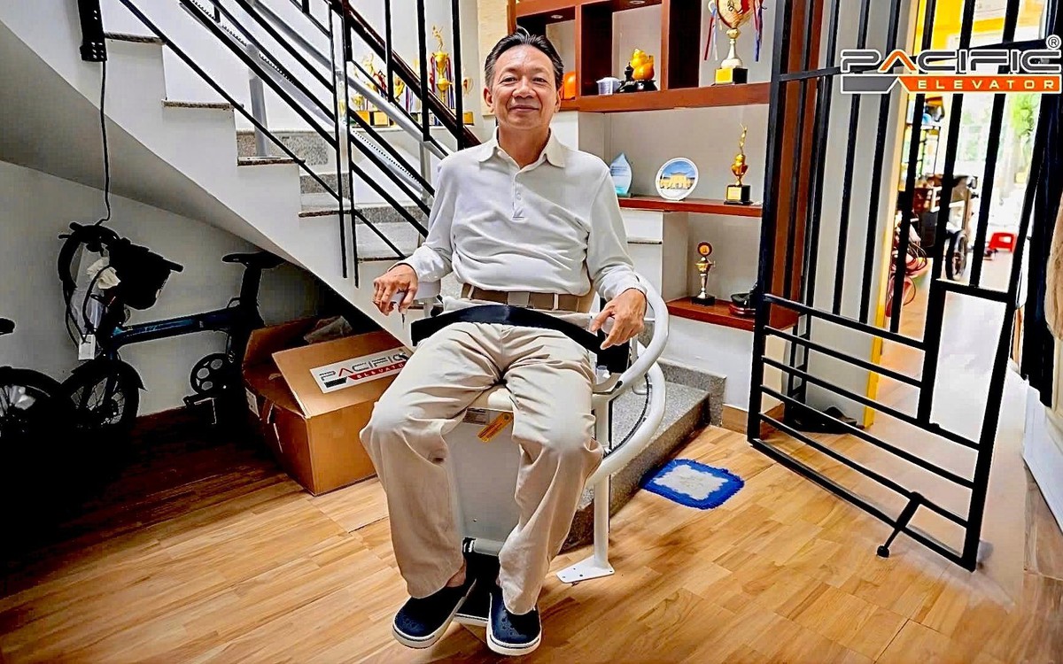 Thang ghế stairlift - giải pháp cho người lớn tuổi mà không cần cải tạo nhà