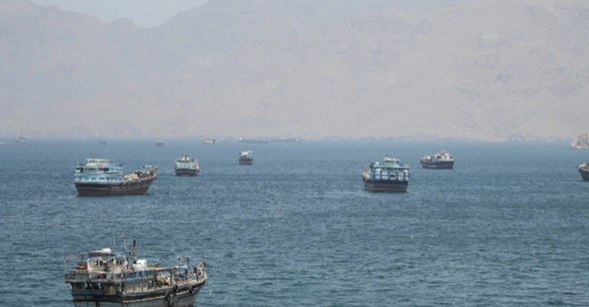 Mỹ tung đòn trừng phạt mới với Iran, nhắm thẳng vào mạng lưới vận chuyển dầu thô sang một quốc gia châu Á