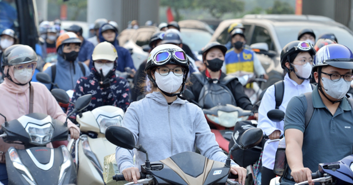 Hà Nội dự kiến hỗ trợ tối đa 5 triệu đồng cho người đổi xe máy xăng sang xe điện