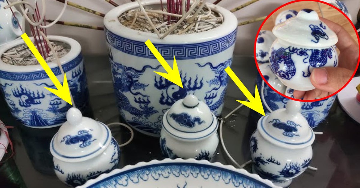 Lời khuyên với những nhà để muối, gạo trên bàn thờ