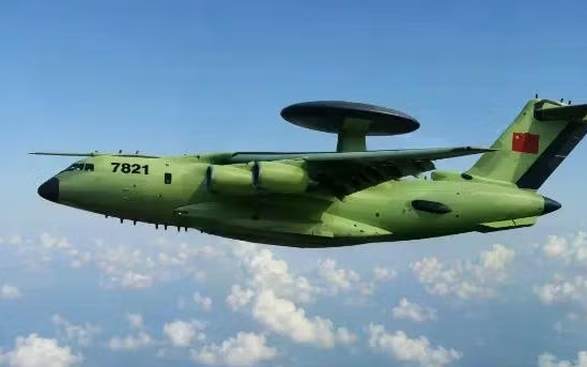 Trung Quốc cấp tốc đưa vào trang bị máy bay AWACS KJ-3000