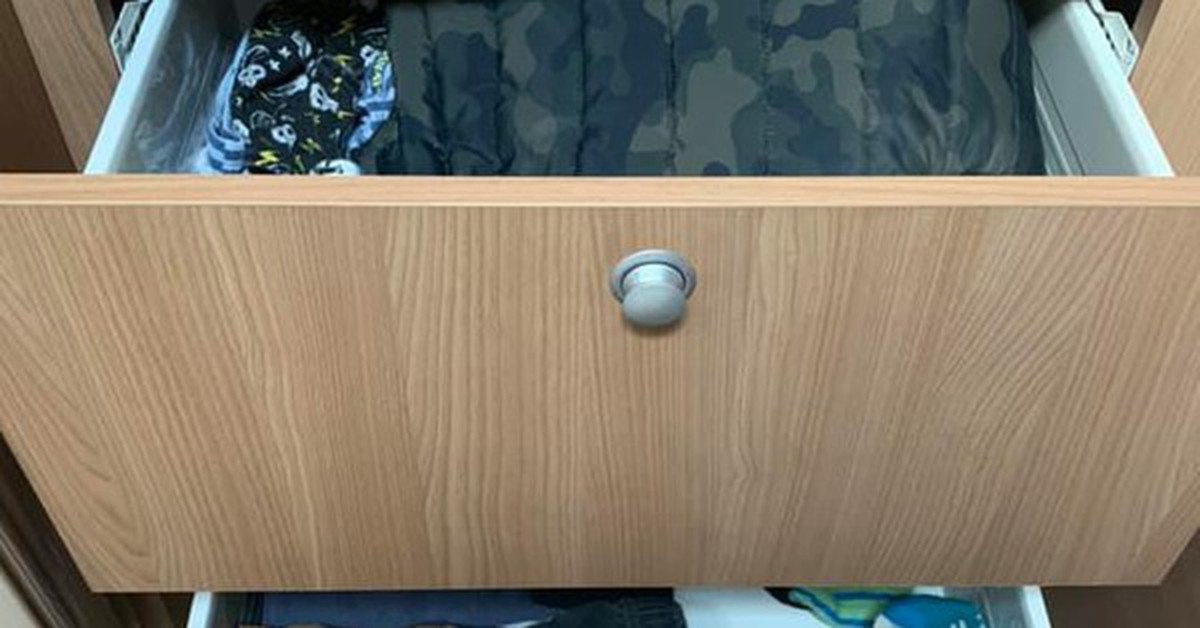 Phát hiện "kỉ vật" của người cũ mà chồng đang giấu kĩ, tôi lặng người nhận ra mình chưa từng hiểu hết về anh