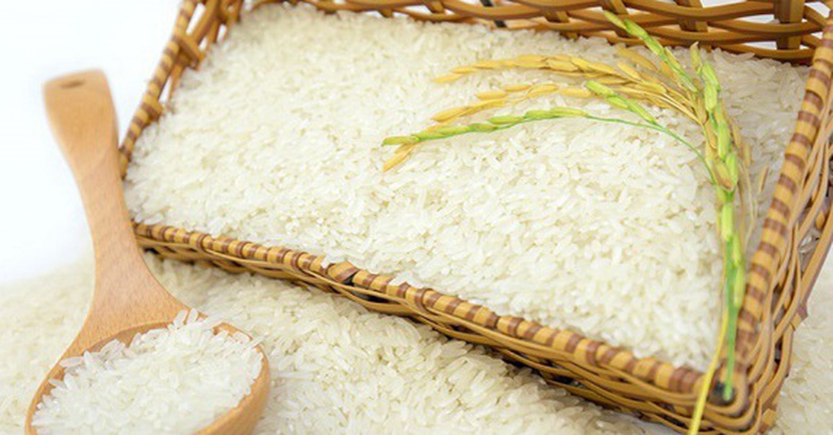 Nước mua gạo lớn nhất thế giới ra cảnh báo mới, tàu Việt vẫn dồn dập cập cảng