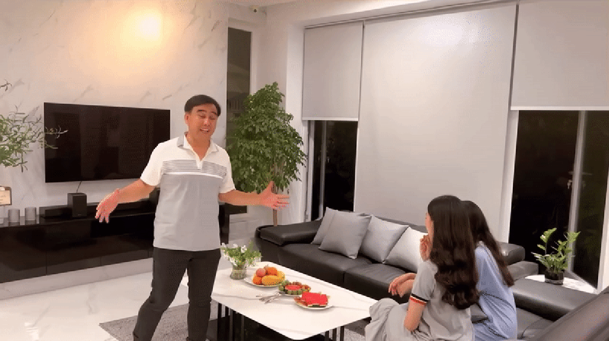 MC quốc dân" cưới vợ khi 2 bàn tay trắng, giờ ở bạch dinh 500m² xa hoa: Sinh 2 công chúa đẹp nhất showbiz