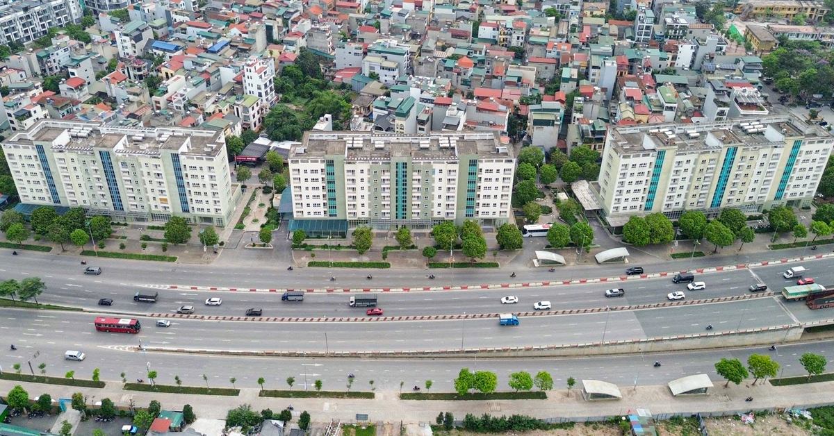 Cận cảnh nơi ở mới của các hộ dân rời ven sông Hồng để xây cầu