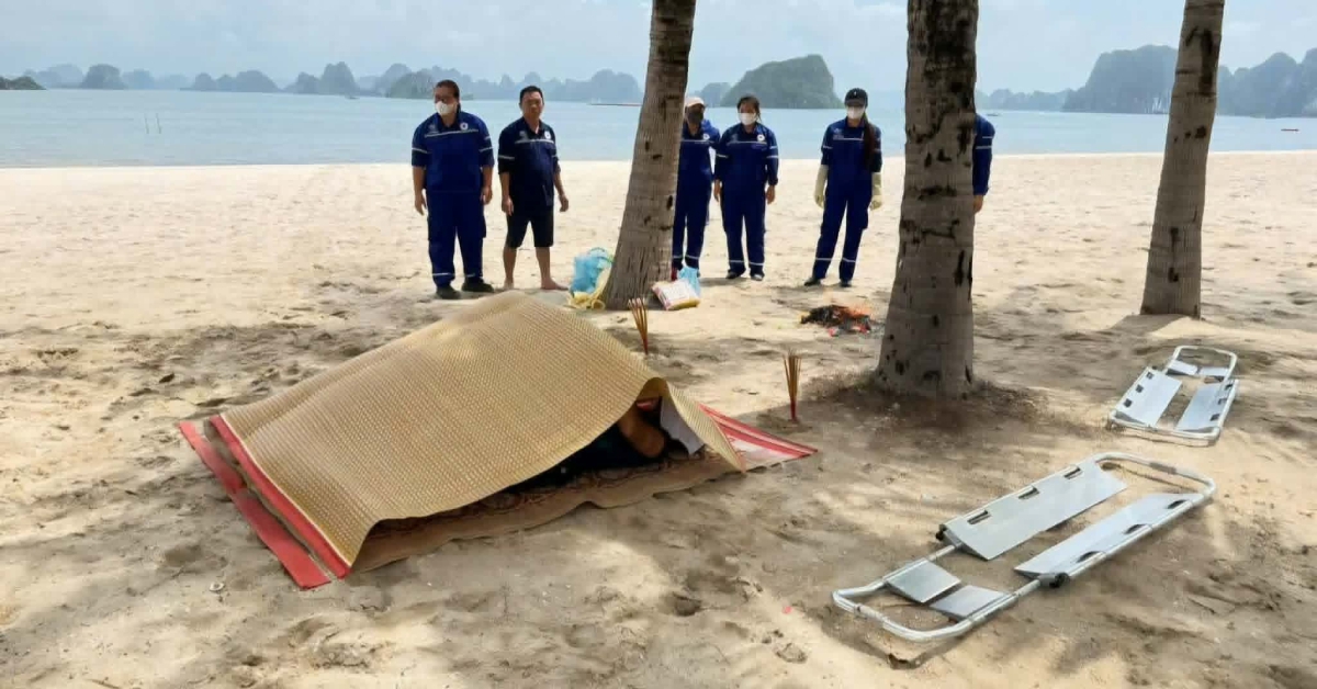 Dông lốc thổi lật thuyền trên Vịnh Hạ Long, hai vợ chồng thiệt mạng