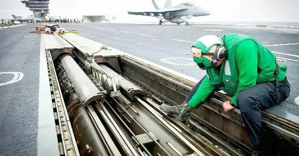 Tàu sân bay Ấn Độ tạo lập ưu thế lớn nhờ hệ thống máy phóng điện từ