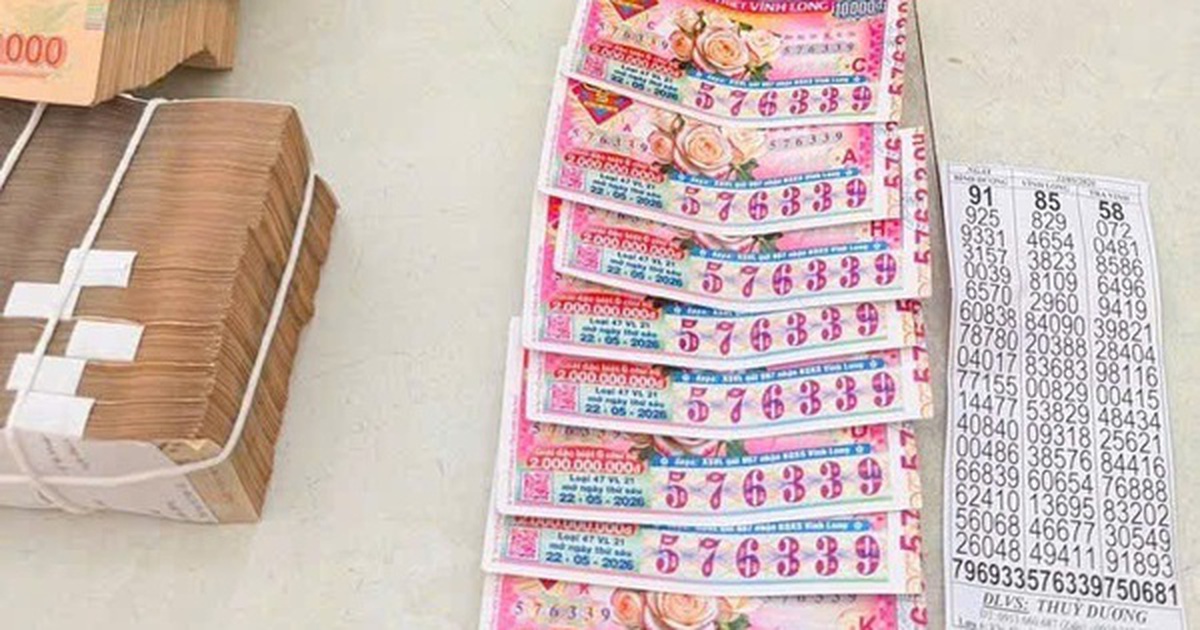 Lời kể từ chủ đại lý vé số nơi nam thanh niên mua giúp cụ già 8 tờ và trúng độc đắc 16 tỉ đồng