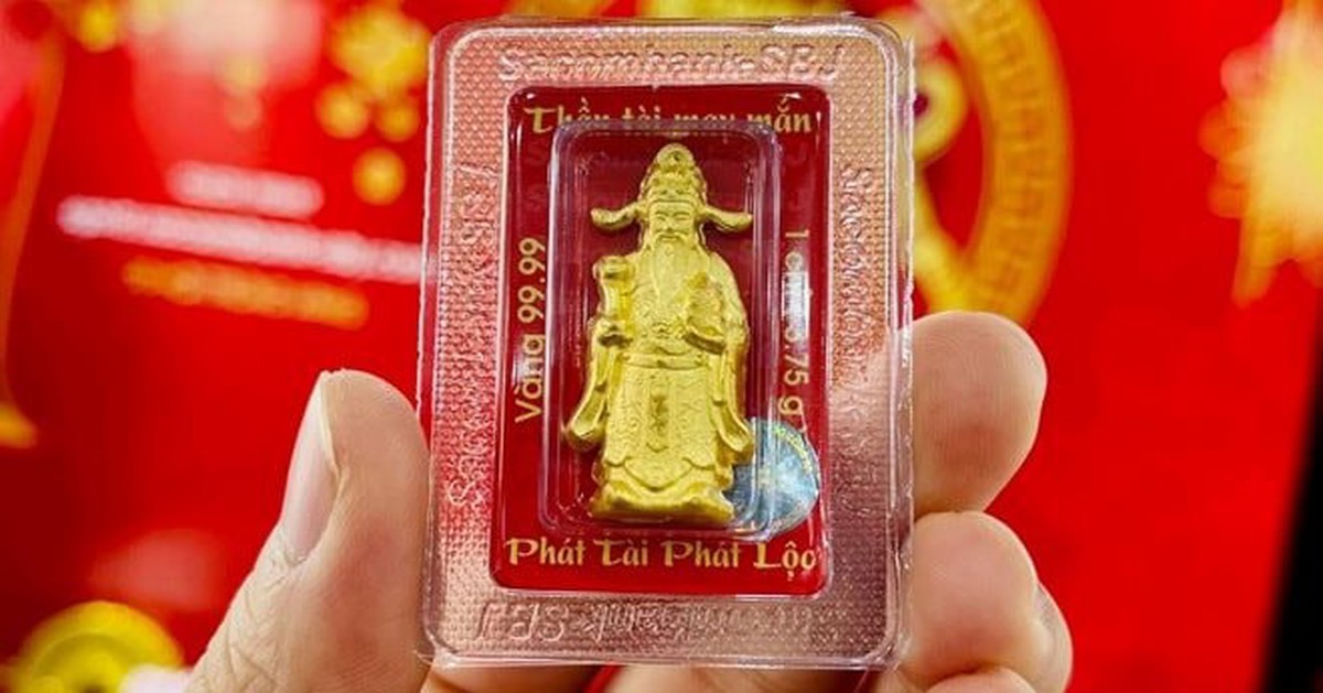 Giá vàng giảm thủng đáy, chuyên gia dự báo bất ngờ