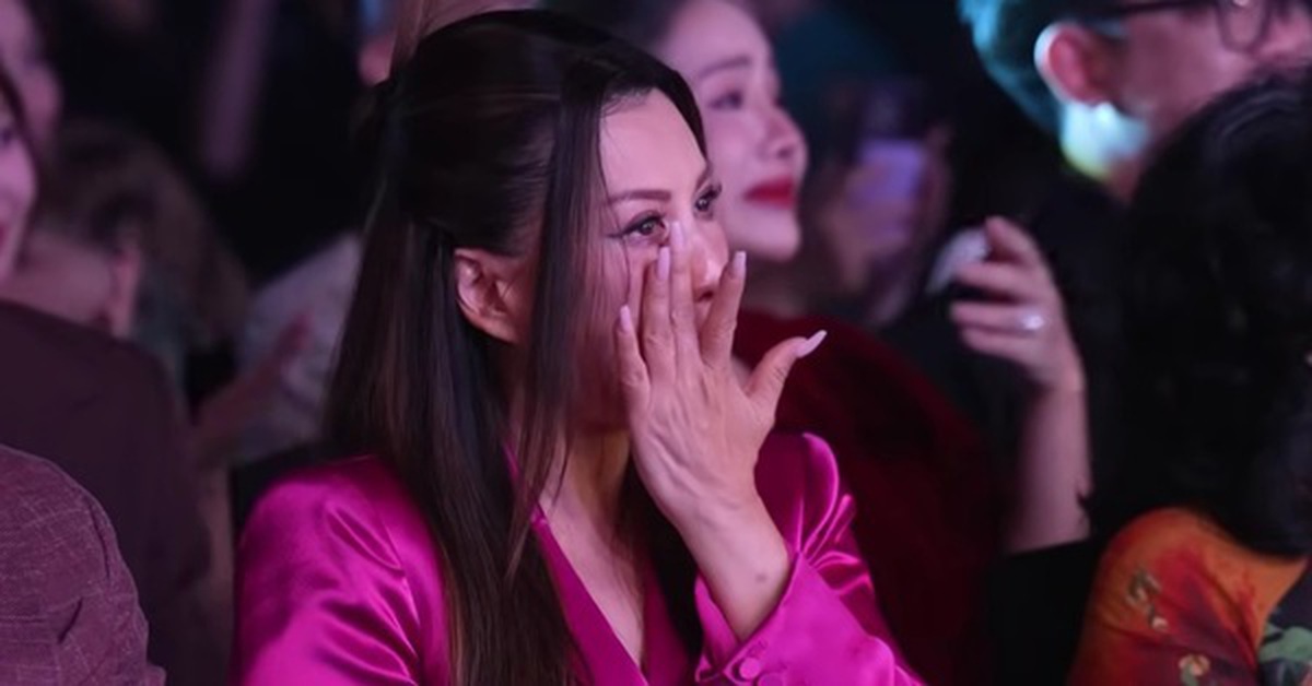 Vợ cũ Bằng Kiều nói về cách đối xử với nhân viên đáng tuổi con mình