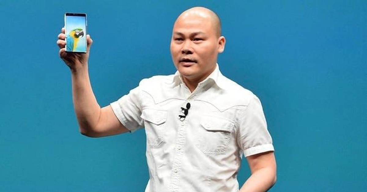 Bphone của ông Nguyễn Tử Quảng bất ngờ xuất hiện trở lại: Xả hàng, giảm 49%