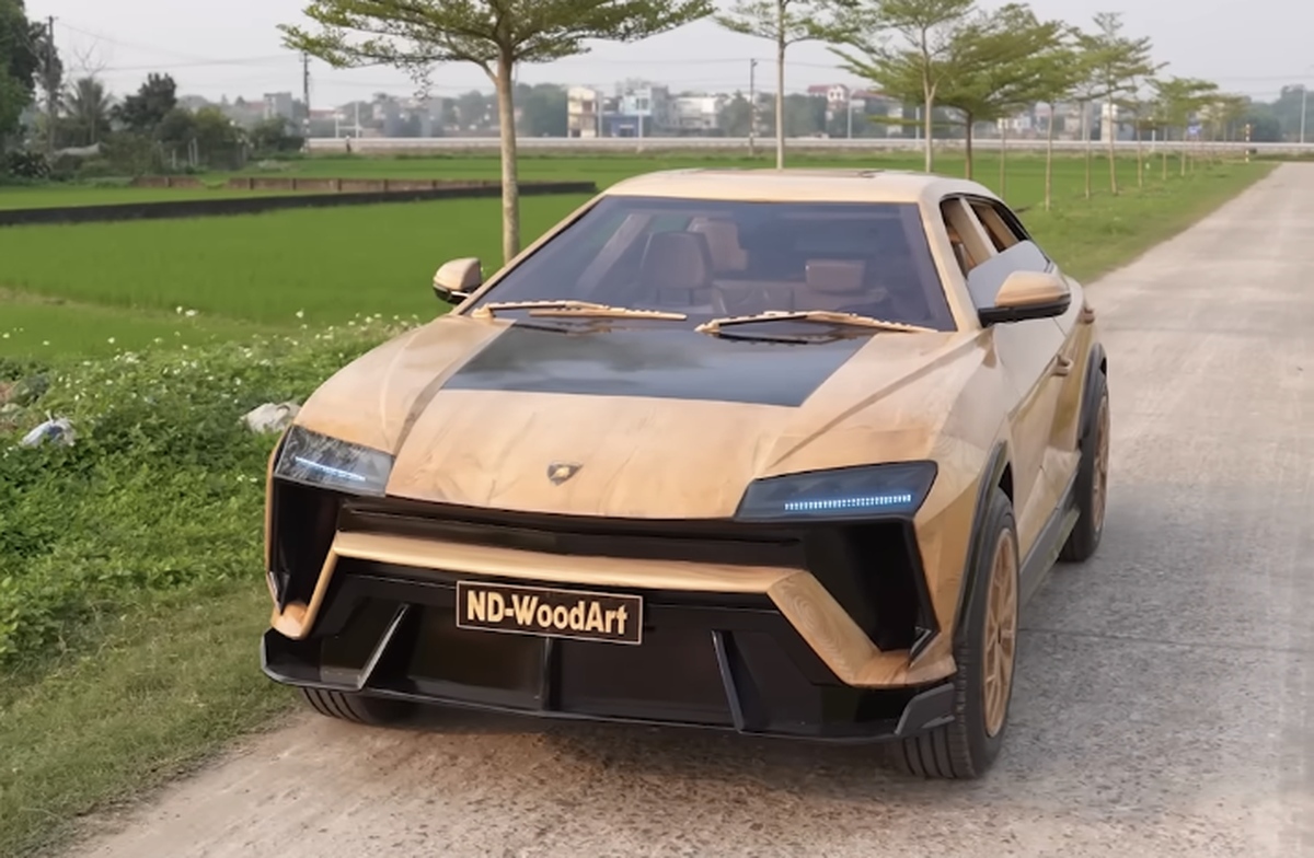 Bắc Ninh: Ông bố chế "siêu xe gỗ" Lamborghini Urus, lốp khắc tay