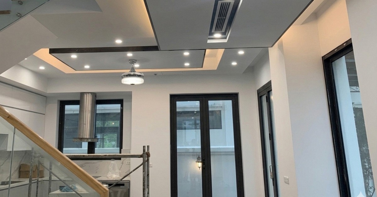 Mẹ chồng đột nhiên đòi lắp điều hòa phòng khách, tôi chưa kịp mừng thì phát hiện lý do nực cười