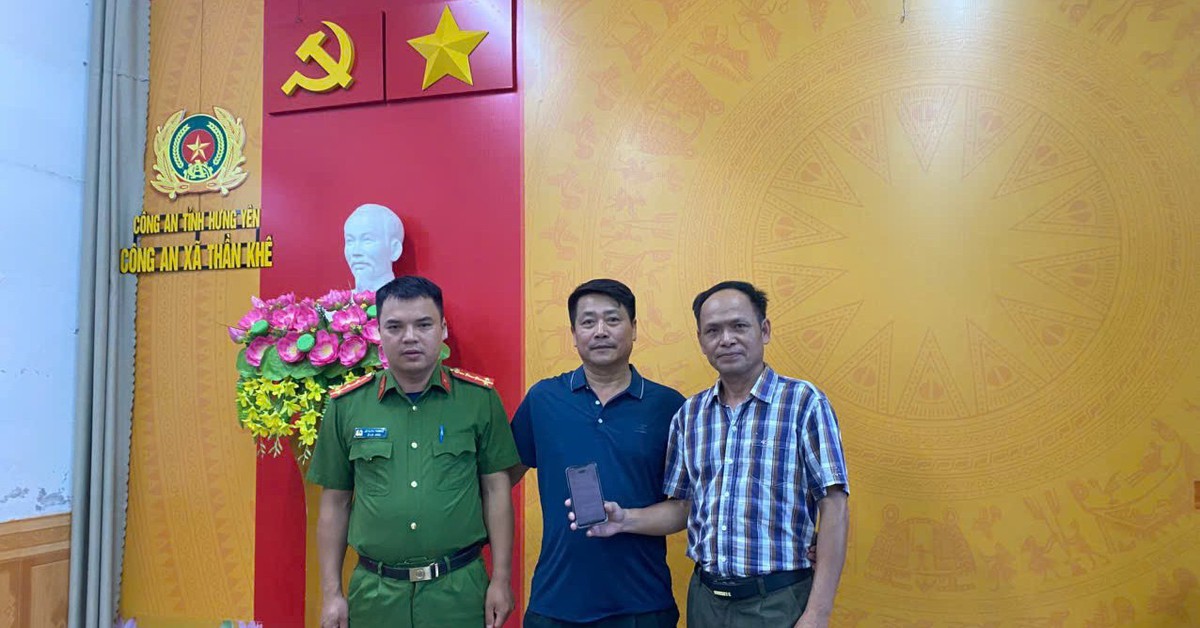 Công an vào cuộc xác minh giao dịch chuyển khoản hơn 400 triệu từ tài khoản của ông Vũ Xuân Khang