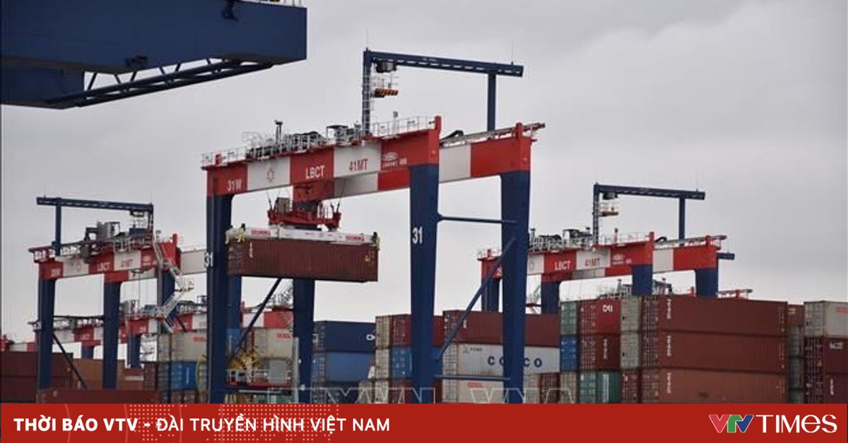 Tăng trưởng kinh tế Mỹ chậm hơn dự báo, lạm phát tăng mạnh