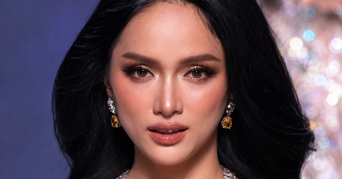 Phần ứng xử đưa Hương Giang trở thành Á hậu Hòa bình Quốc tế All Stars