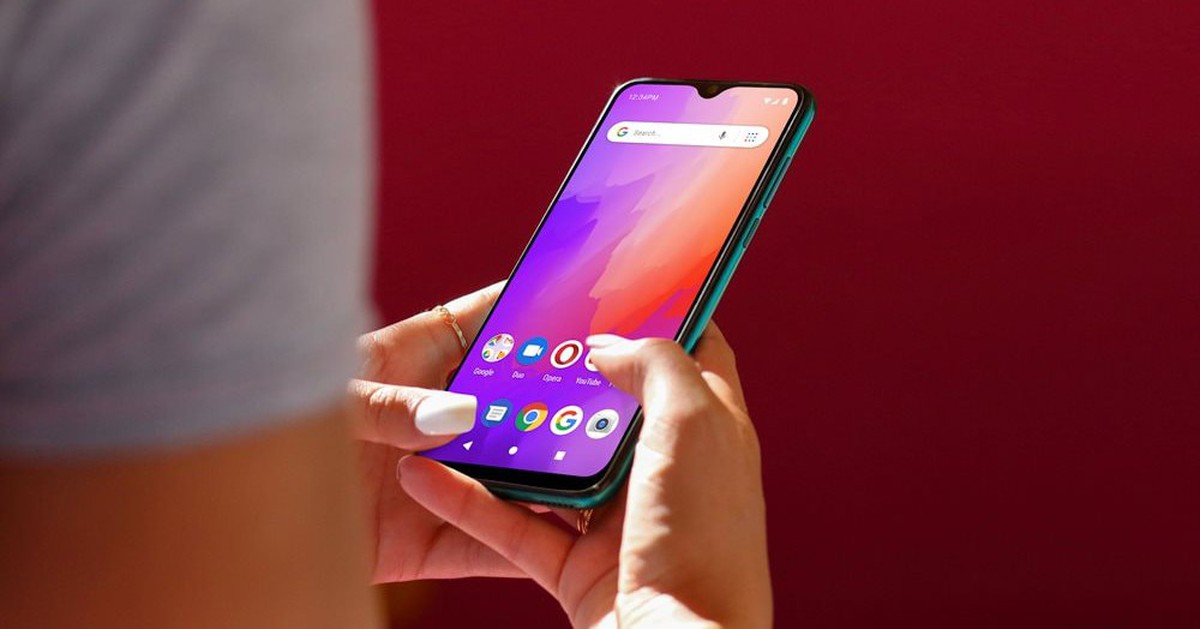 Điện thoại Android sau cùng cũng chỉ là thứ dùng tạm trong lúc chúng ta "tiết kiệm đủ tiền" mua iPhone?
