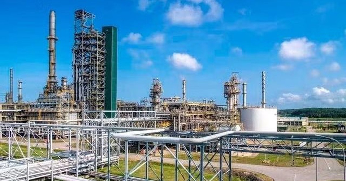 Nhà máy lọc dầu 3 tỷ USD của Việt Nam chuẩn bị “đón” 650.000 thùng dầu