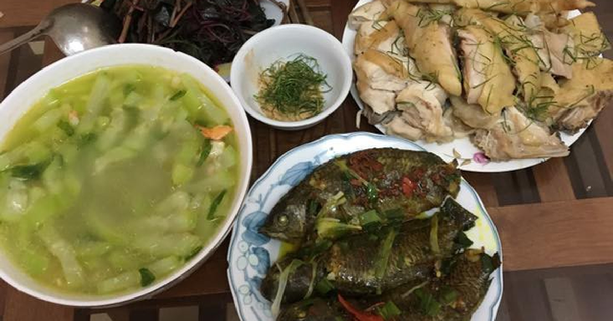 Giỗ mẹ của người yêu, cô gái 28 tuổi được chào đón với mâm cơm "chan nước mắt