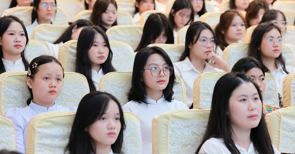 Hàng loạt ngành học được miễn 100% học phí năm 2026